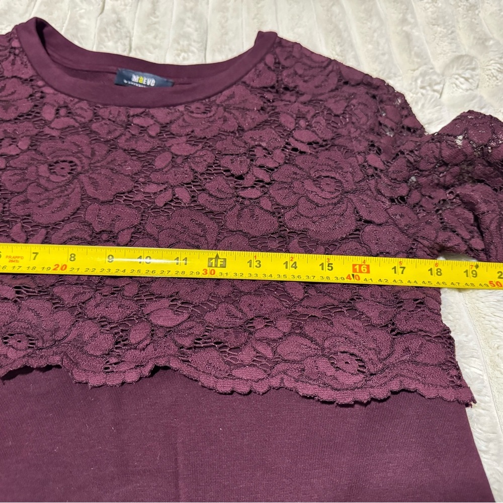Anthropologie Plum Lace Sweatshirt - size small - Picture 12 of 12